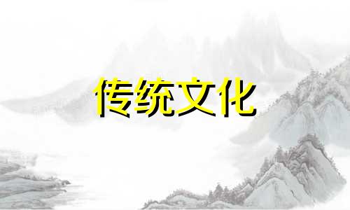化解入户门右边就是洗手间